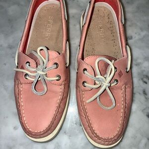 Sperry Women's light pink Loafers